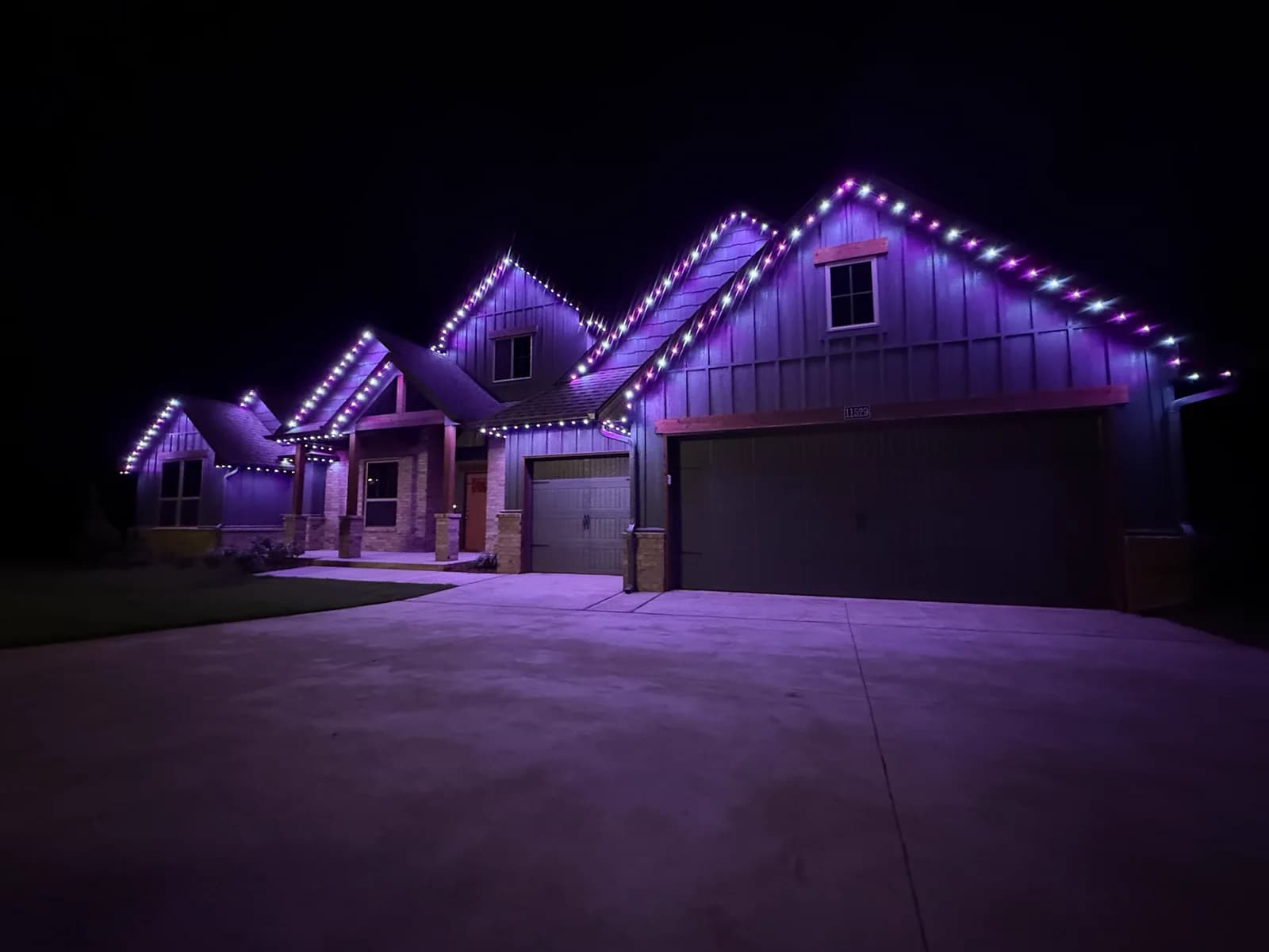 Custom scene · purple and cool white